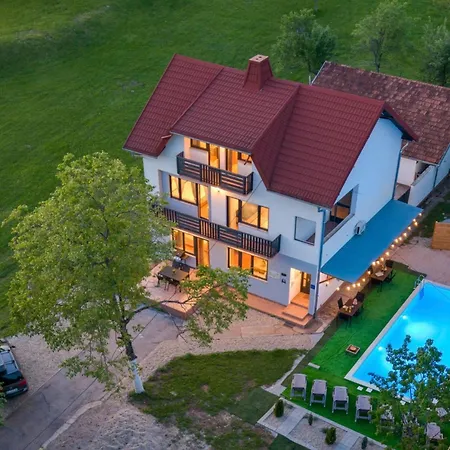 Apartments Villa Mavi Plitvicka Jezera Exterior photo