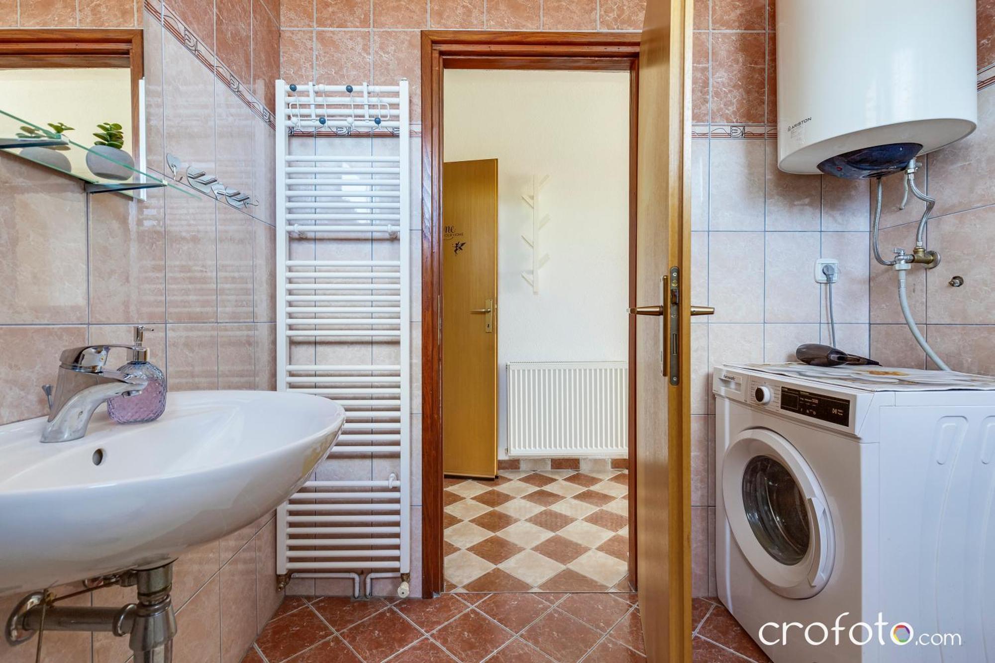 Apartman Mavi