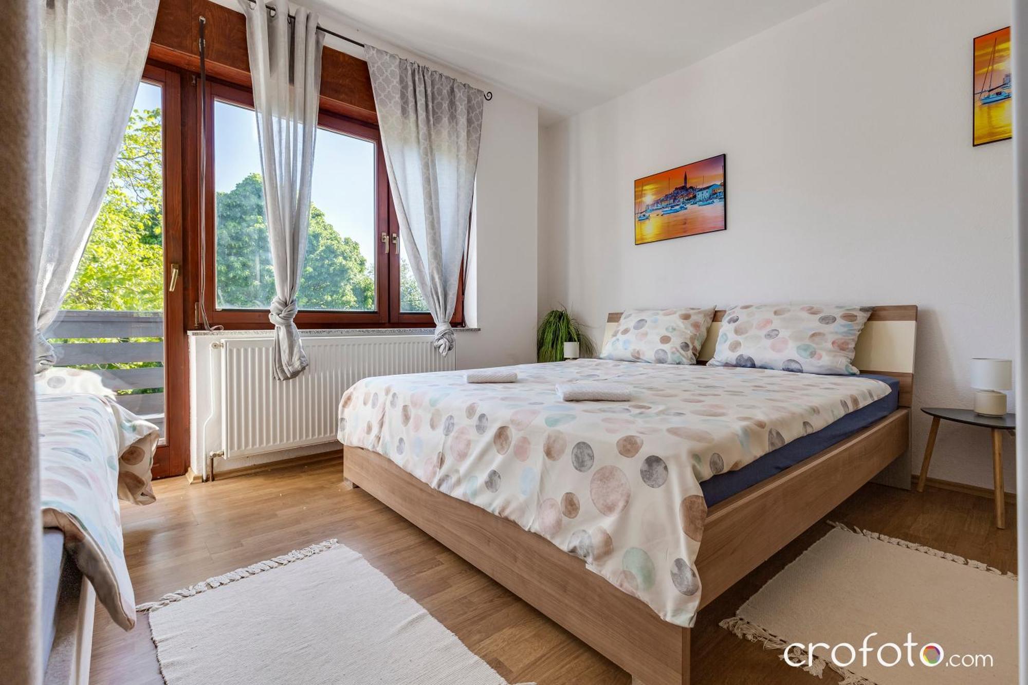 Apartman Mavi *